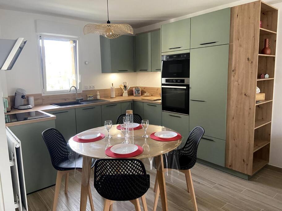Cancoon - Location Appartement De Vacances Cancale Eksteriør billede